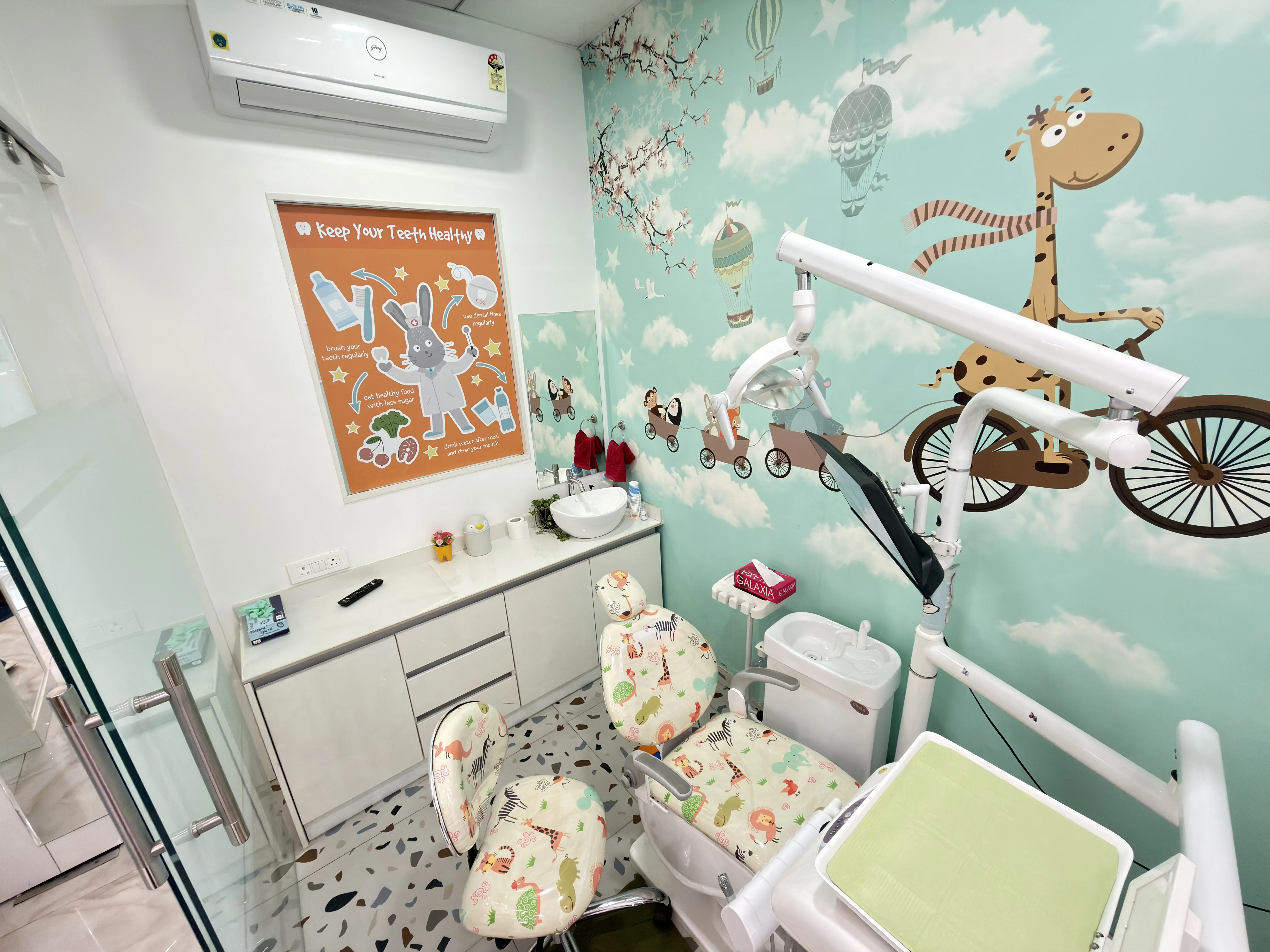 Aspen Dentals Sector 65 Dental Chair Setup