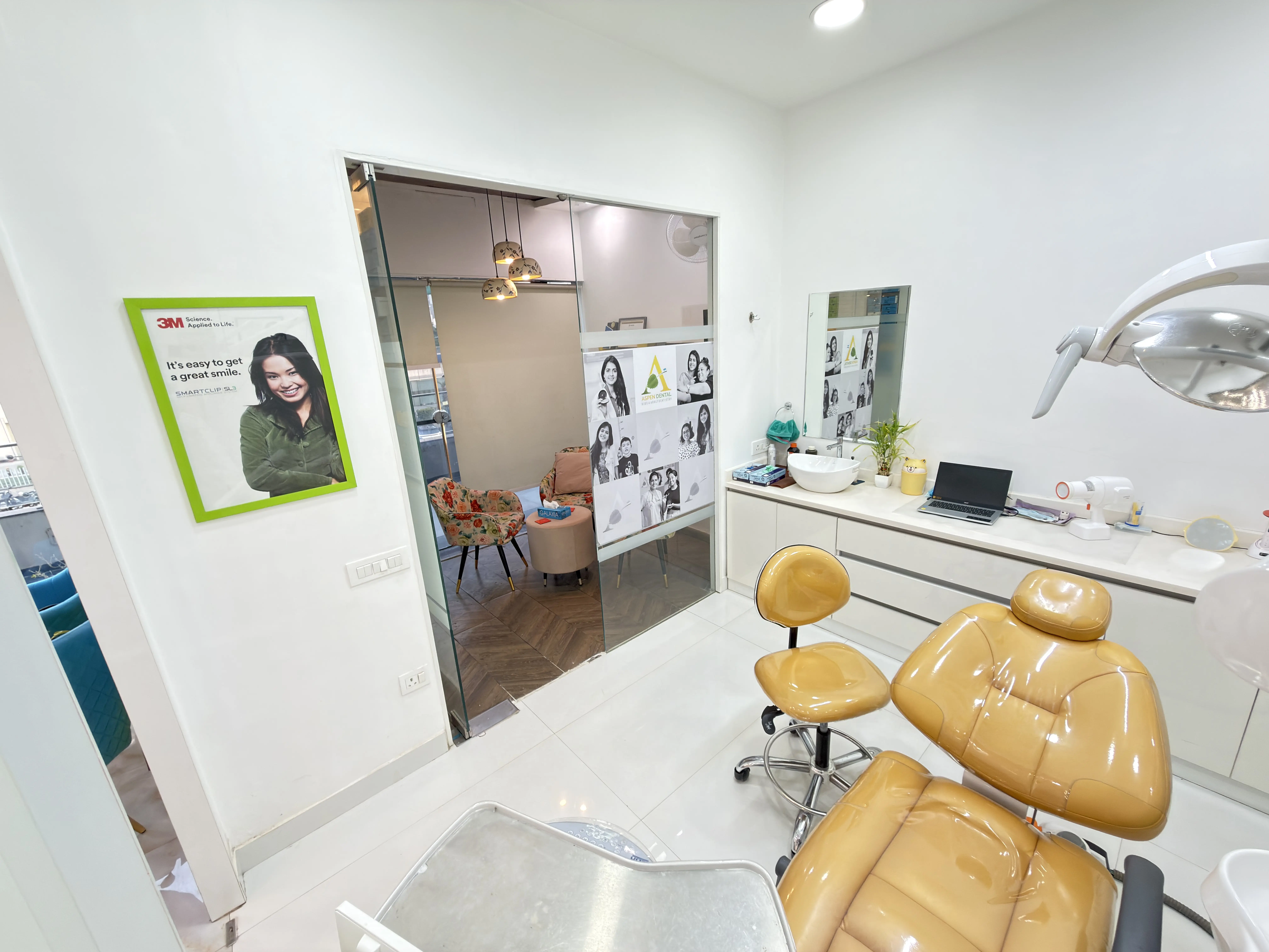 Aspen Dentals Sector 65 Clinic Interior