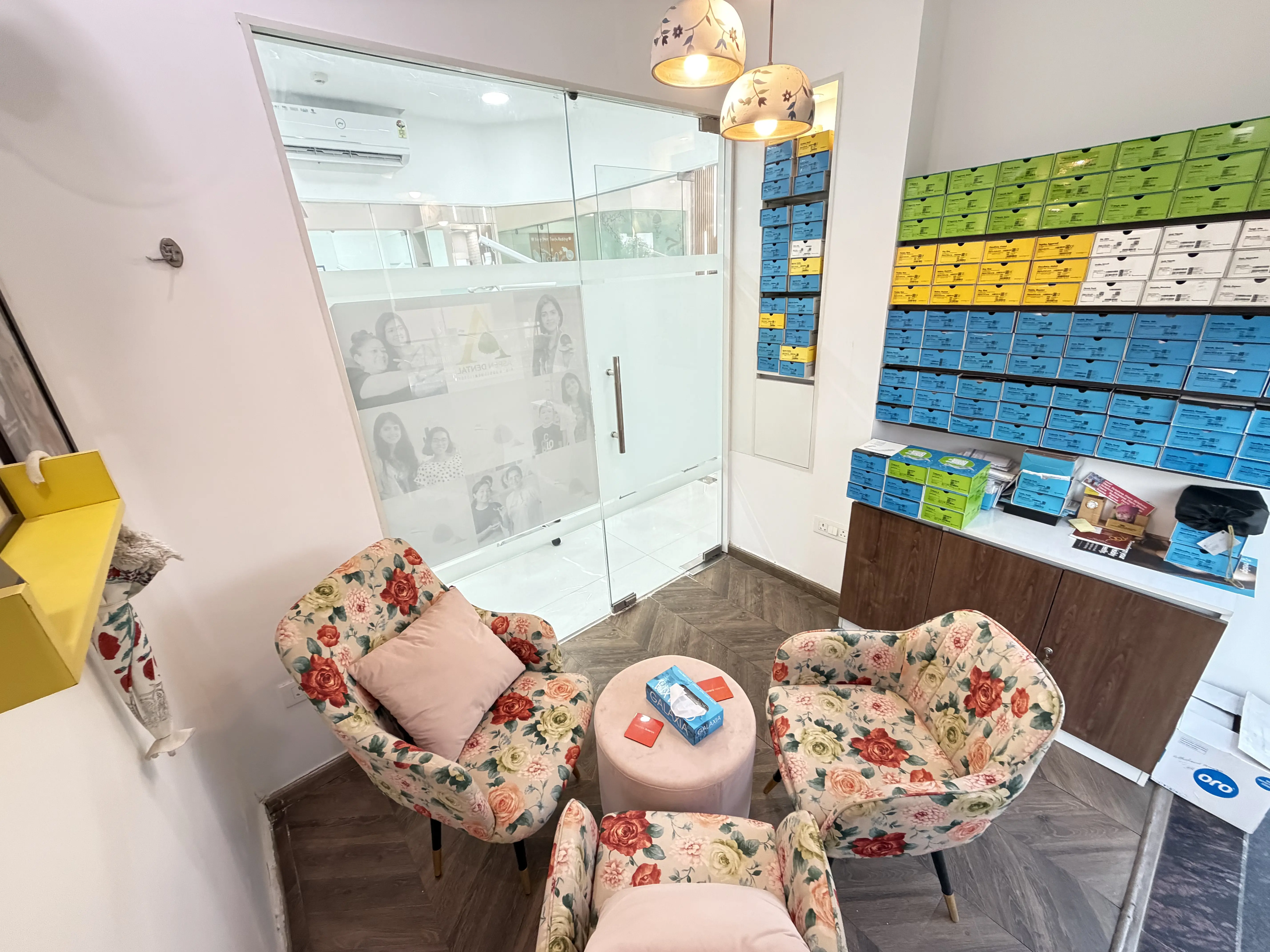 Aspen Dentals Sector 65 Waiting Area